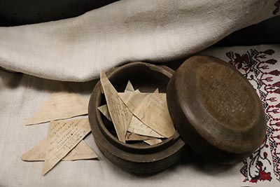 День пам'яті та примирення: онлайн екскурсія "Друга світова мовою експозитів"