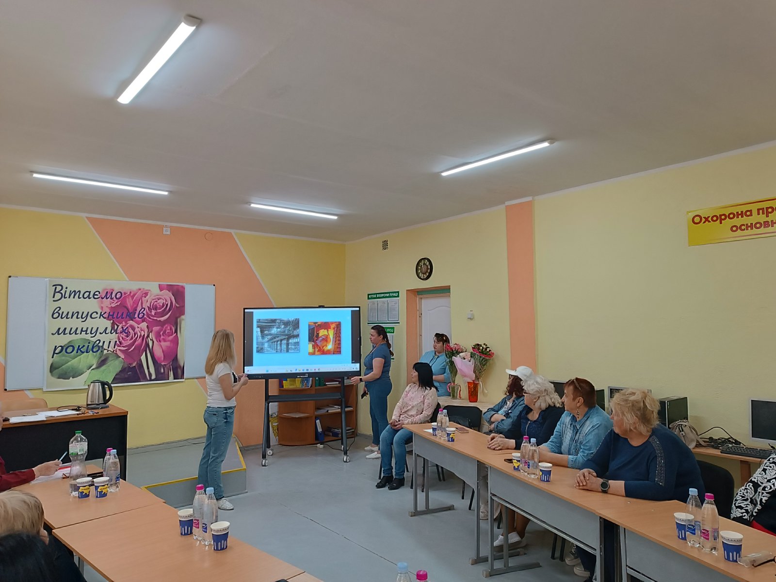 З минулого в майбутнє: у КЦПОММ пройшов круглий стіл за участю випускників та теперішніх здобувачів освіти